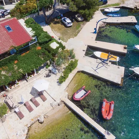 Holiday home Nice Home In Brodarica With House Sea View *