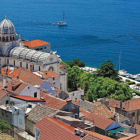 2 Bedroom Stunning In 別荘