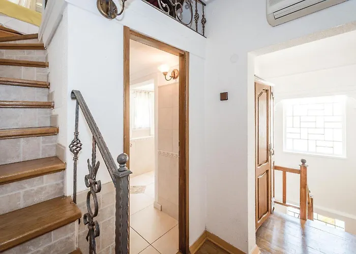 Holiday home 2 Bedroom Stunning Home In Brodarica