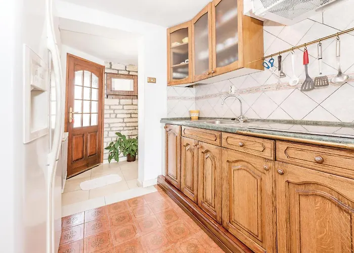 2 Bedroom Stunning Home In Brodarica Brodarica (Sibenik-Knin)