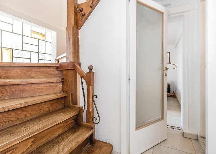 2 Bedroom Stunning Home In Brodarica Holiday home *